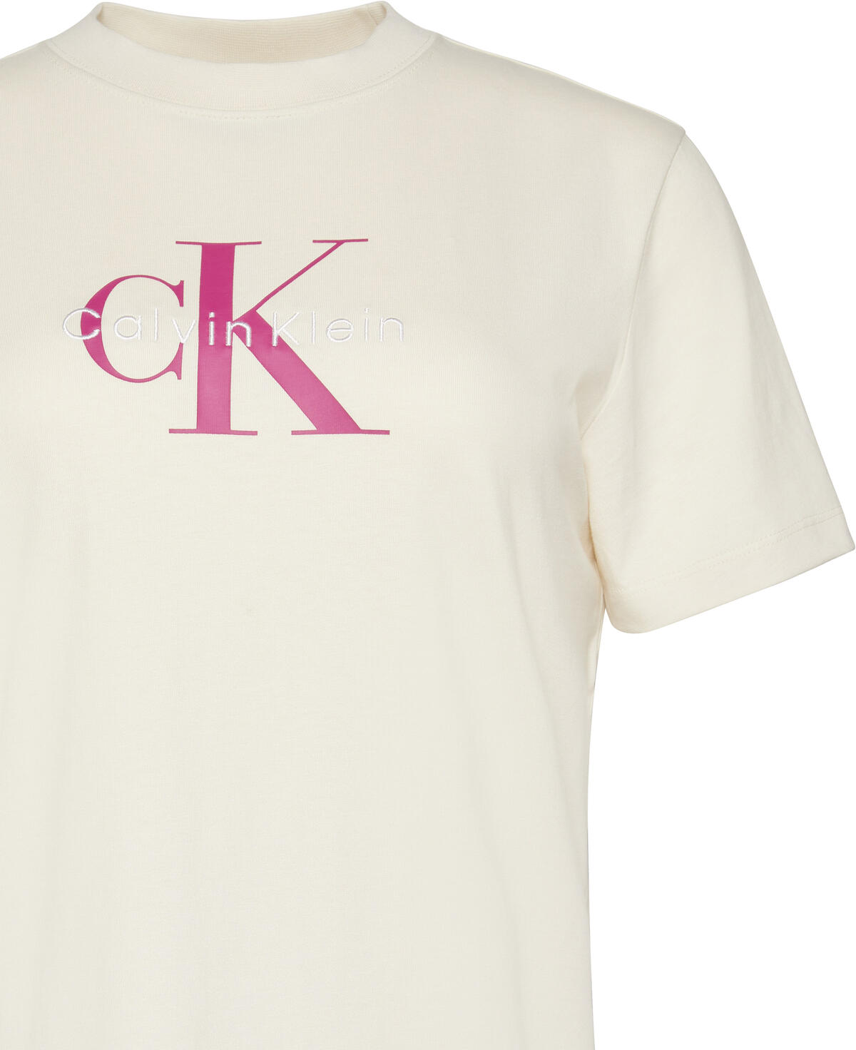 Calvin Klein HERO SS CLASSIC MONOLOGO CN TEE Beyaz Kadın T-Shirt Calvin Klein HERO SS CLASSIC MONOLOGO CN TEE Beyaz Kadın T-Shirt