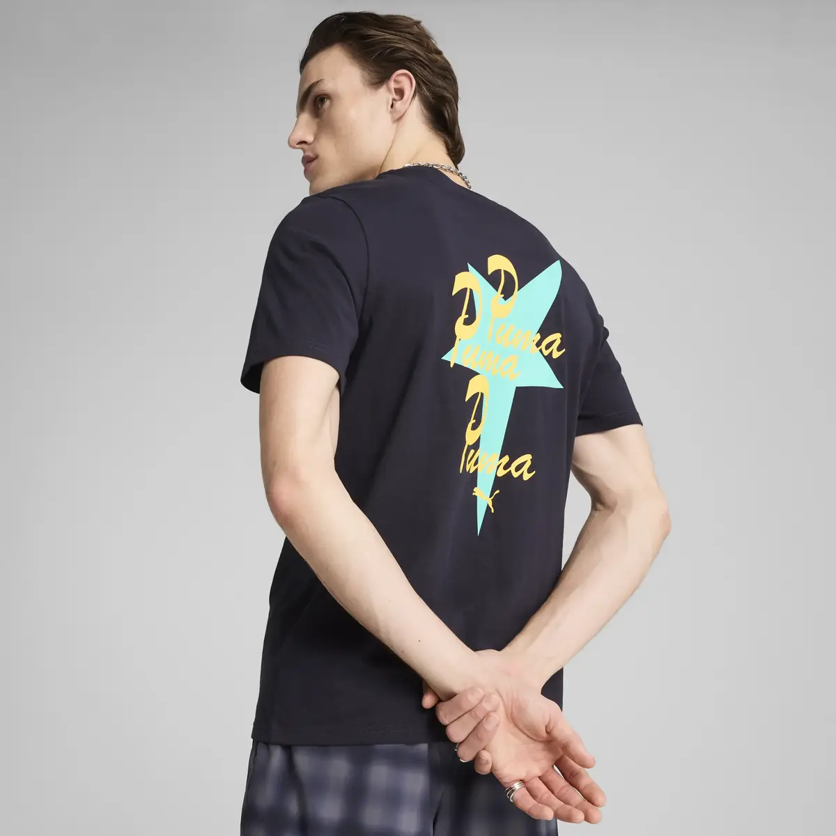 PUMA WARDROBE ESS Graphic Tee Lacivert Erkek T-Shirt