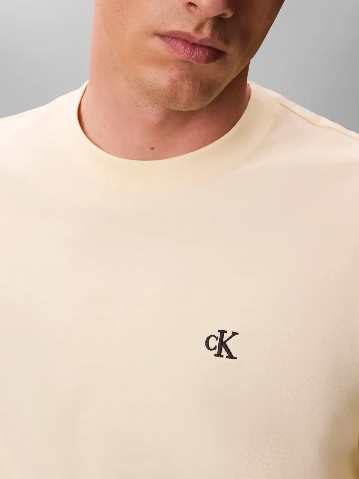 SS EASY MONOGRAM TEE, ZRK, S