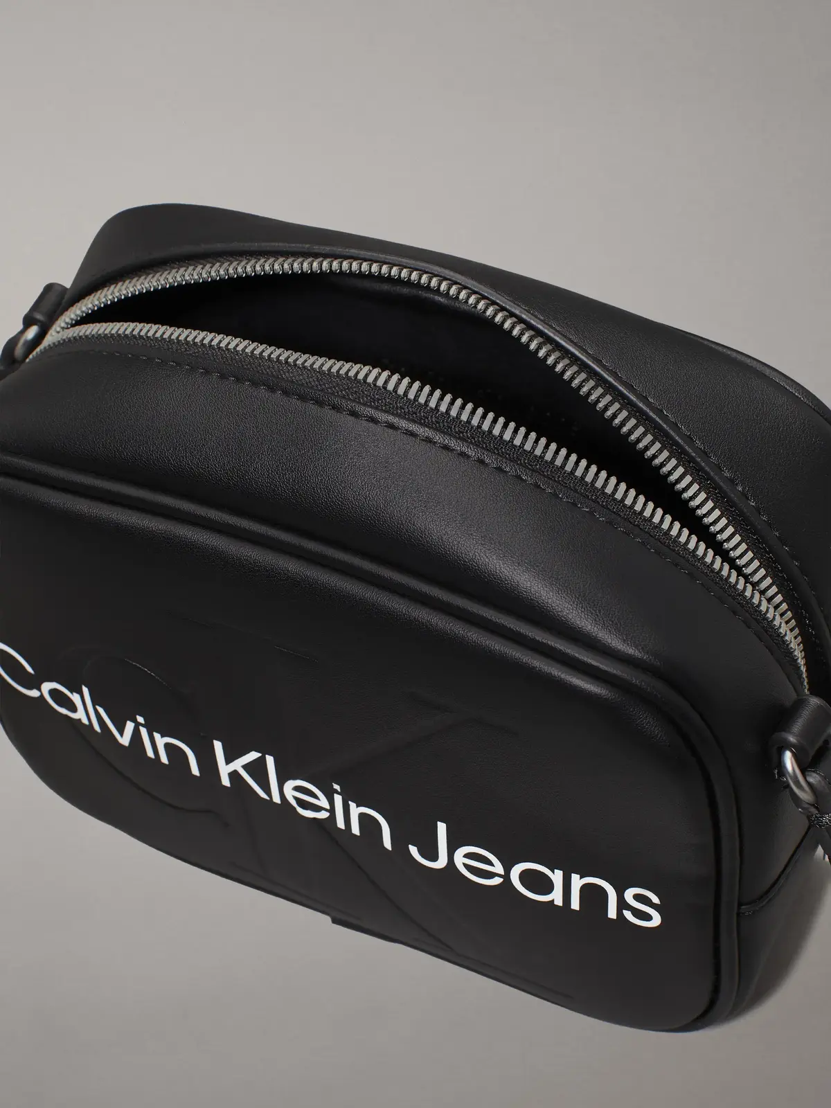 Calvin Klein Siyah Kadın Çanta & Cüzdan