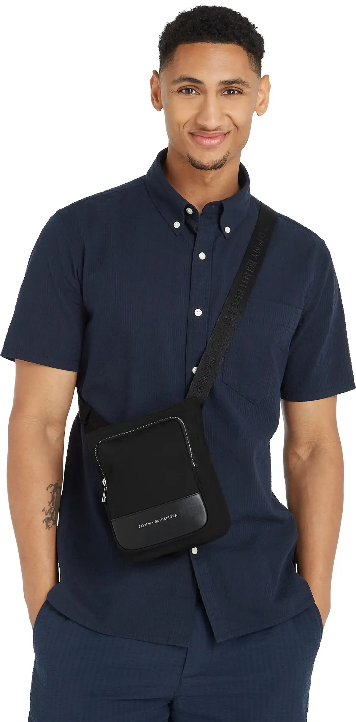 Tommy Hilfiger TH BUSINESS NYLON MI, BDS Siyah Erkek Çanta & Cüzdan