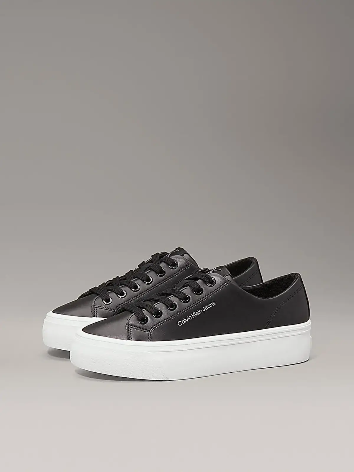 Calvin Klein Siyah /Beyaz Kadın Spor Ayakkabı & Sneaker