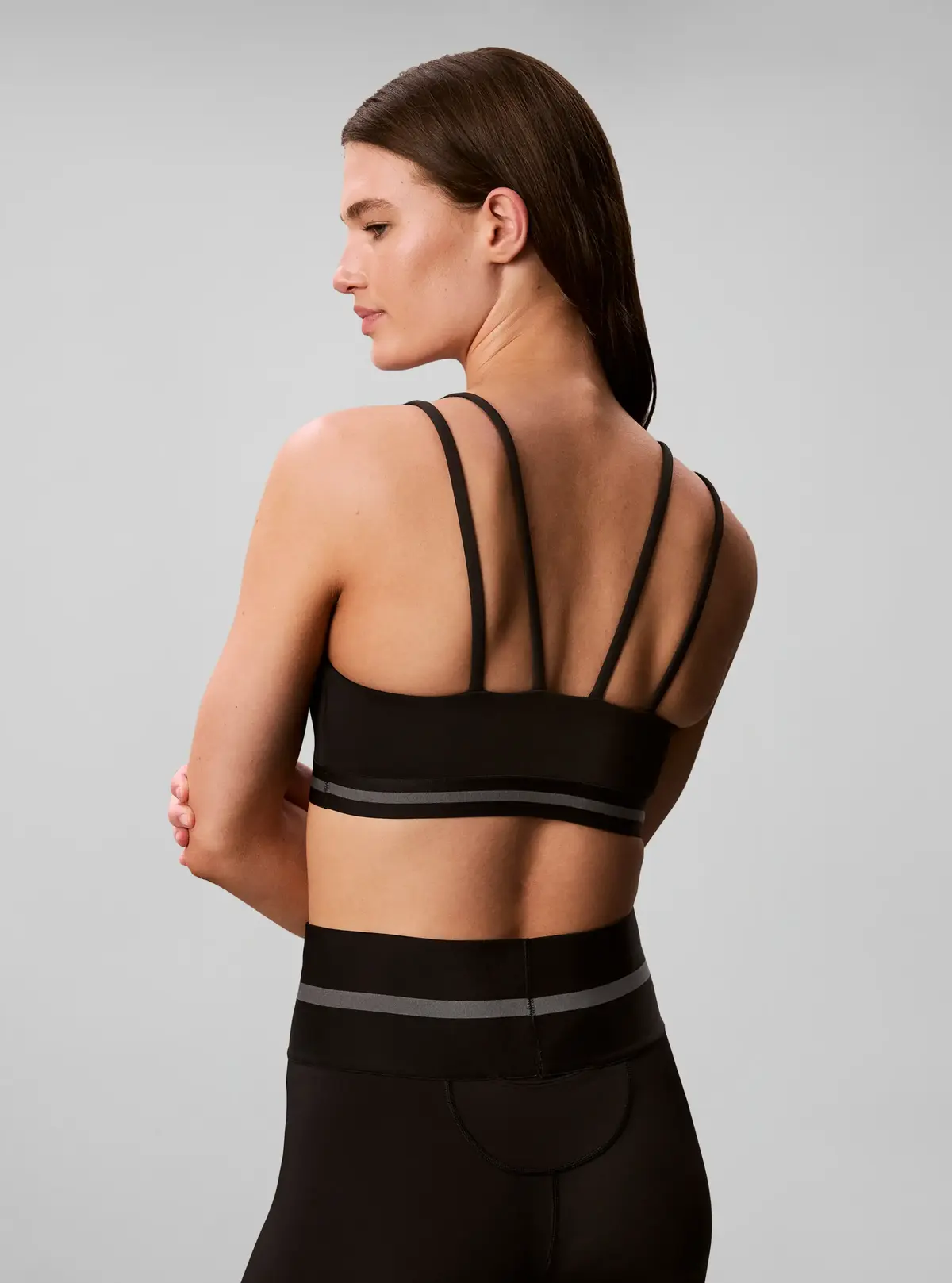 Calvin Klein Icon Sport Low Suppo, UB1 Siyah Kadın Sporcu Sütyeni