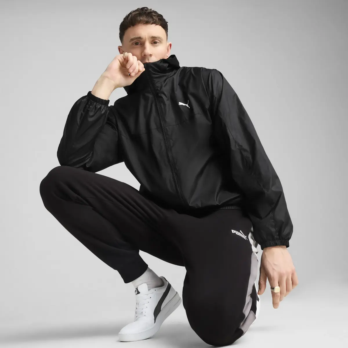 Puma Ess Regular Windbreaker Siyah Erkek Fermuarlı Ceket