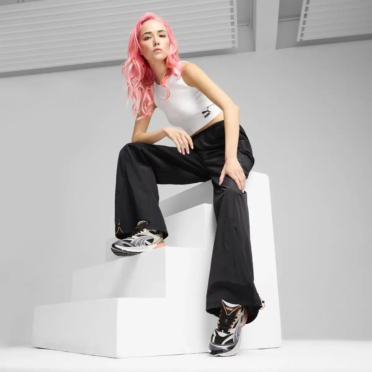 Puma DARE TO Parachute Pants Siyah Kadın Eşofman Altı