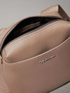 Calvin Klein CLEAN ESSENTIAL CUBE, PA0 Bej Unisex Çanta