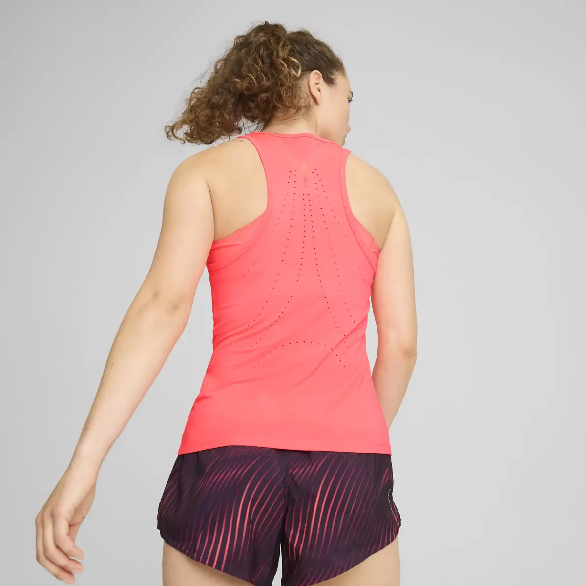 Puma RUN CLOUDSPUN TANK W Pembe Kadın T-Shirt