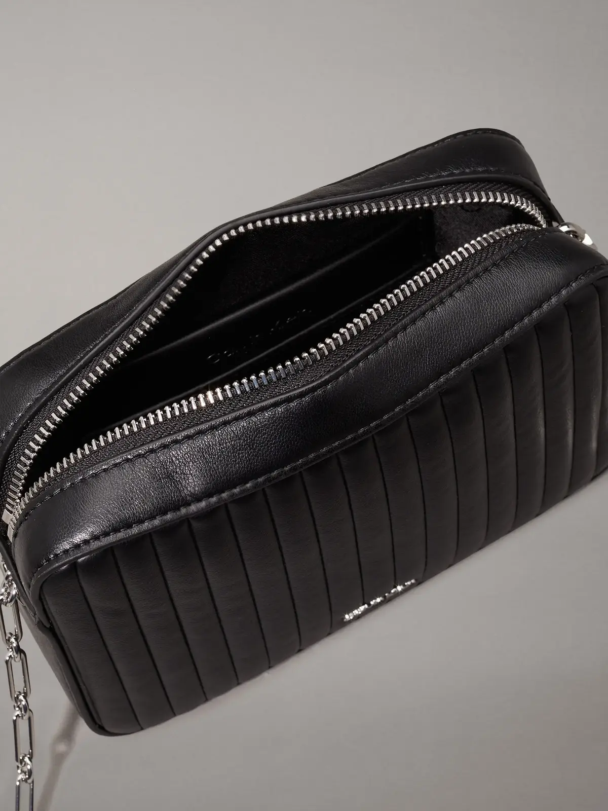 Calvin Klein MINI LINE QUILT CAME, BEH Siyah Kadın Çanta