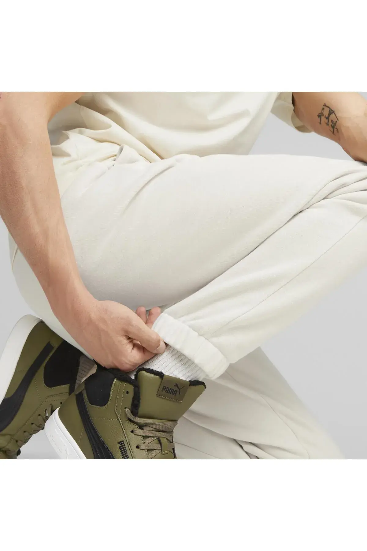 Puma ESS ELEVATED Sweatpants FL cl Kırık Beyaz Erkek Eşofman Altı