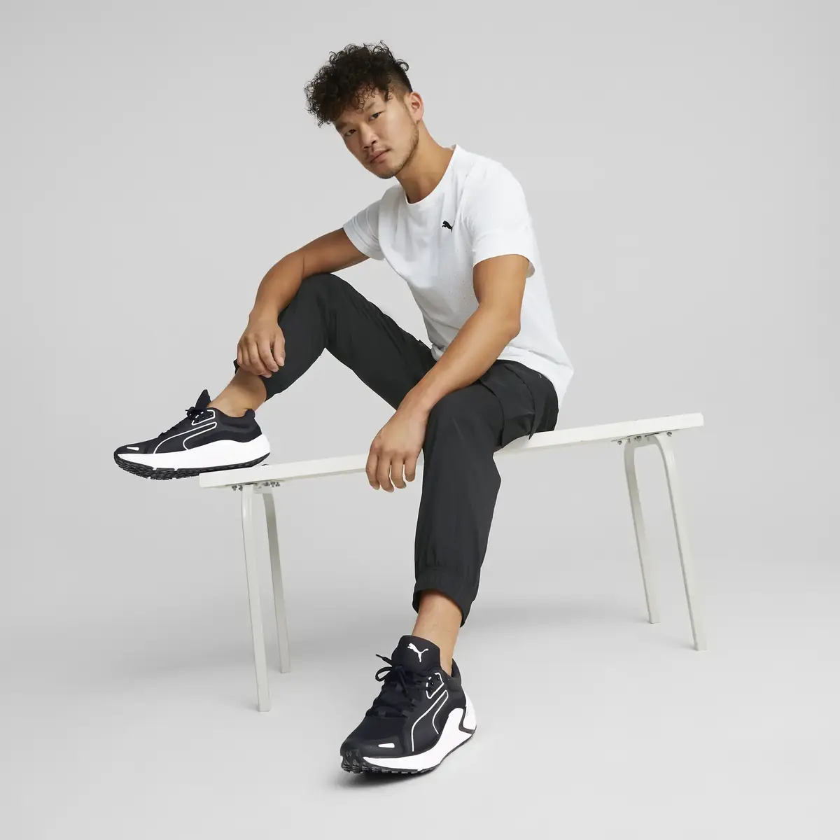 Puma TRAIN FAV BLASTER TEE Beyaz Erkek T-Shirt