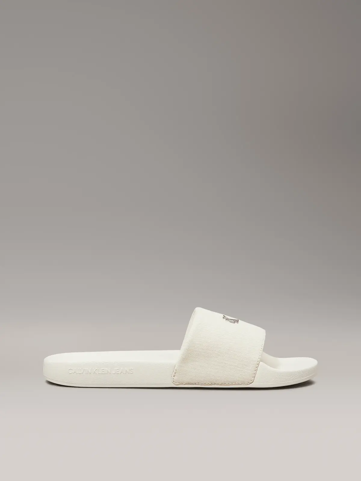Calvin Klein SLIDE MONOGRAM HARDW, AEO Krem Kadın Terlik