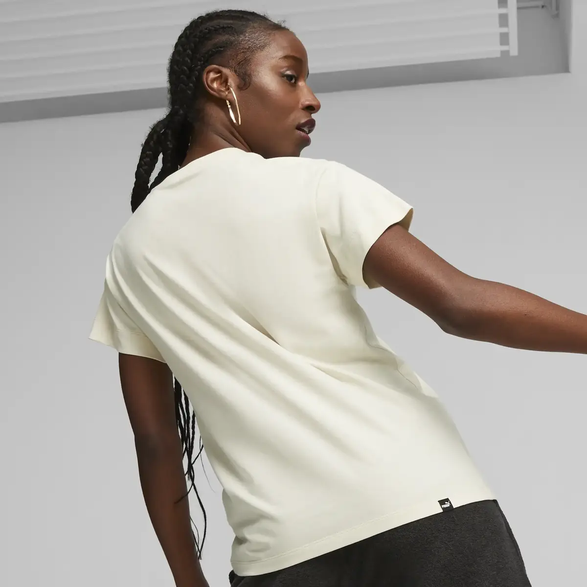 Puma HER Tee Krem Kadın T-Shirt & Polo