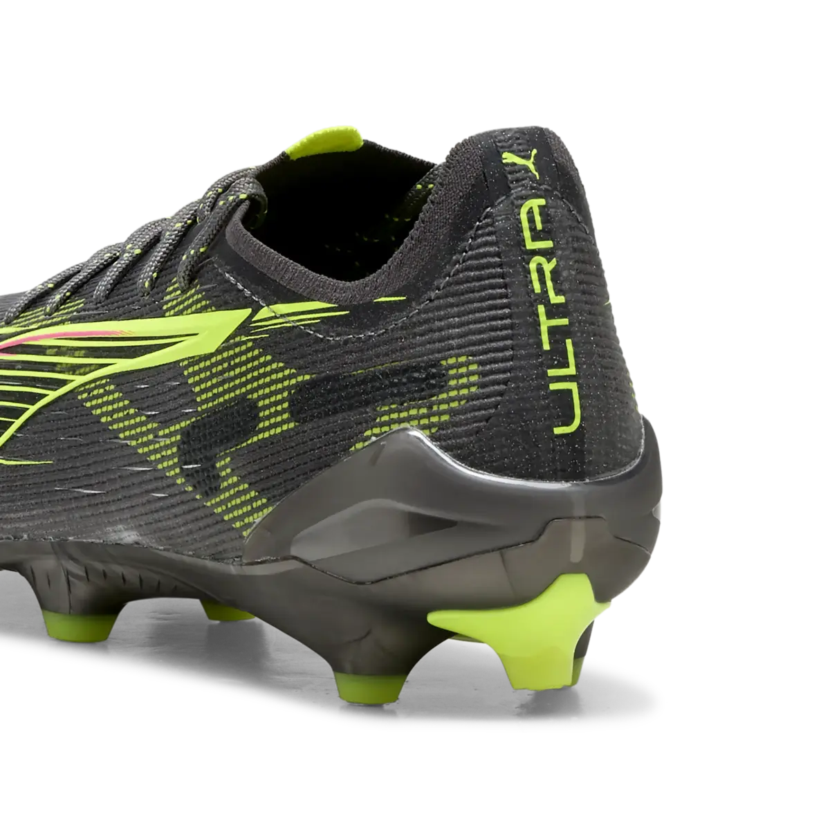 Puma ULTRA 5 ULTIMATE FG Siyah Krampon