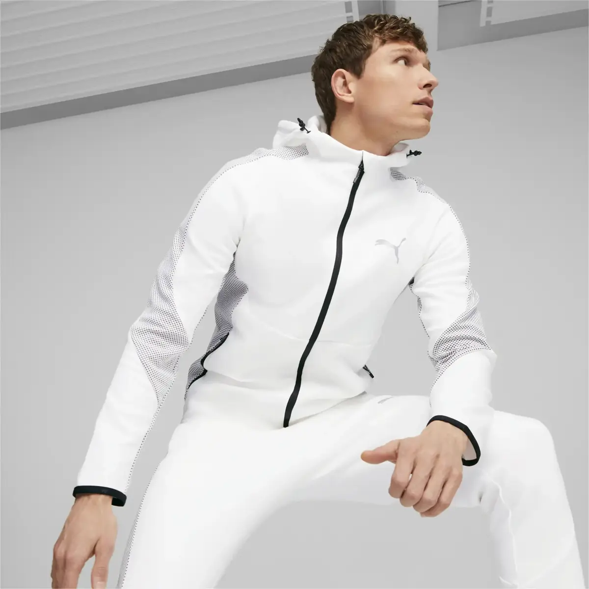 Puma EVOSTRIPE Full-Zip Hoodie Erkek Beyaz Sweatshirt