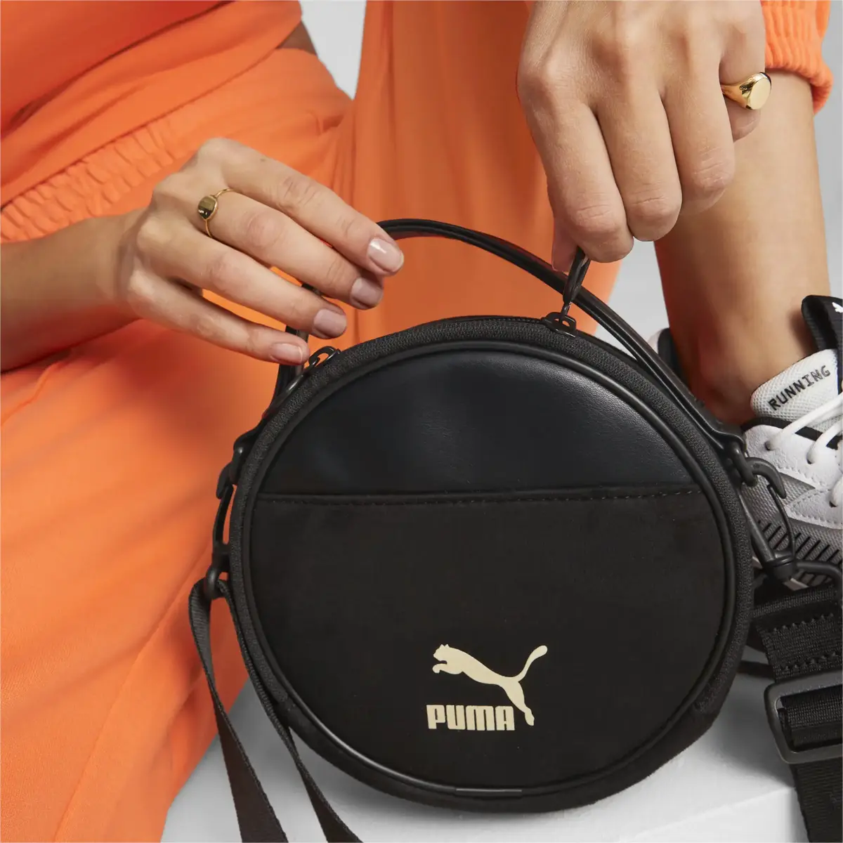 Puma Classics Seasonal Circle Bag Kadın Siyah Kol Çantası