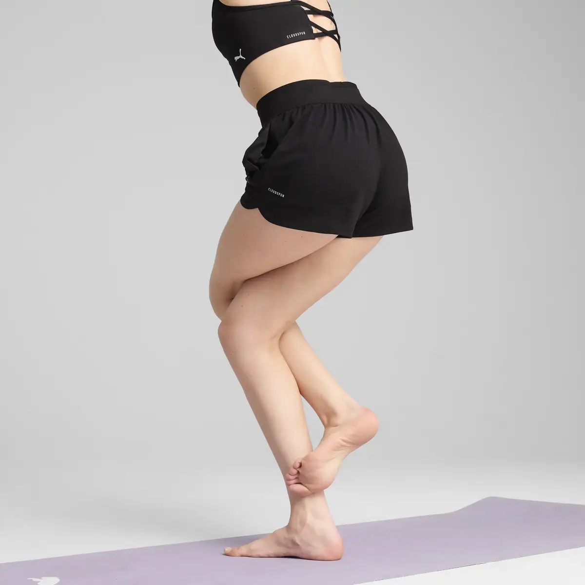 Puma MOVE CLOUDSPUN SHORT Siyah Kadın Şort