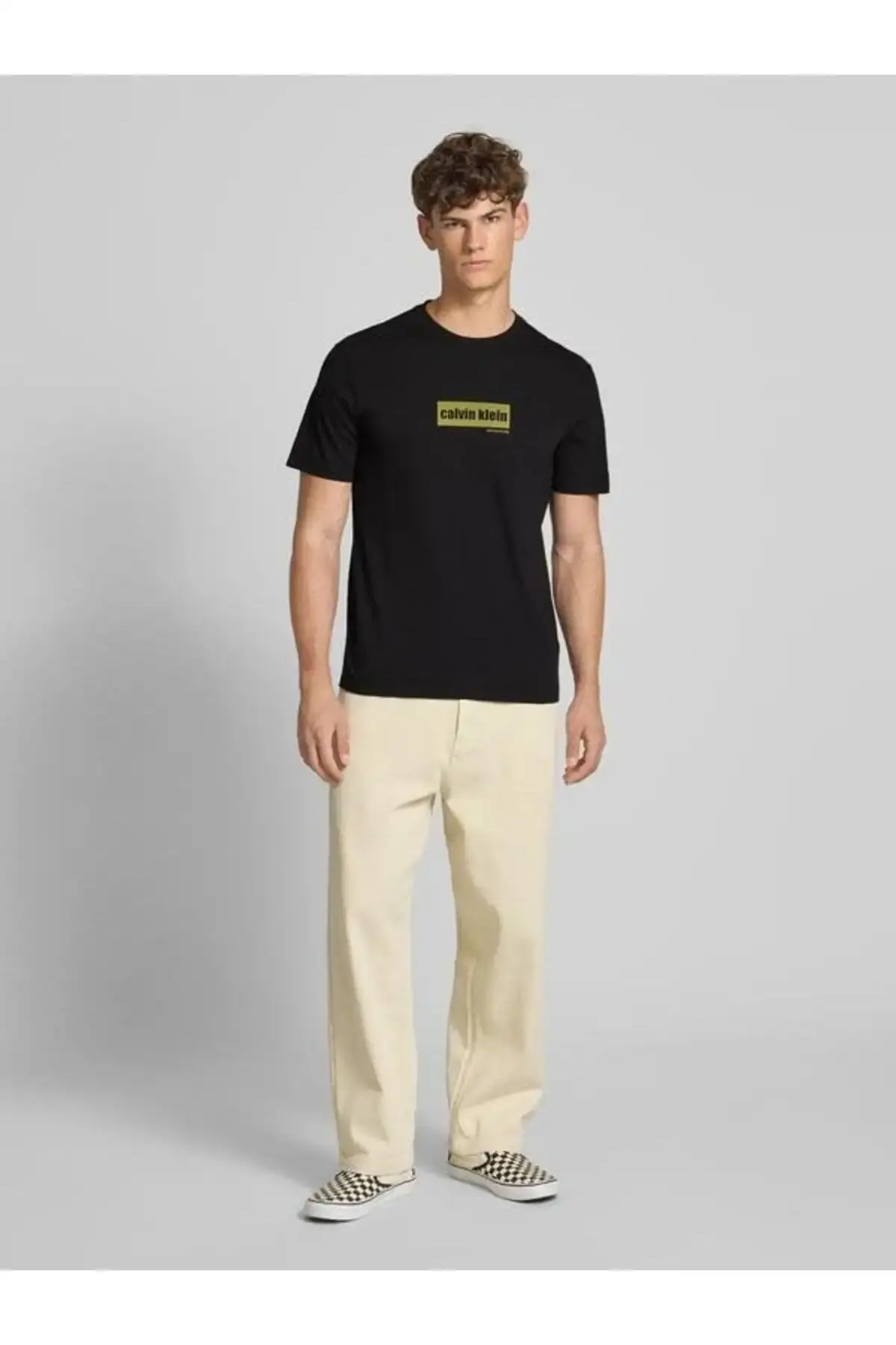 Calvin Klein SS 30s EU CALVIN LINE BOGO GRAPH Siyah Erkek Tişört Calvin Klein SS 30s EU CALVIN LINE BOGO GRAPH Siyah Erkek Tişört