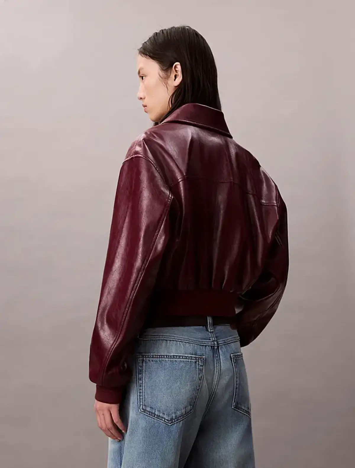 Calvin Klein A-Cropped Crinkle Faux Leather B Bordo Kadın Ceket Calvin Klein A-Cropped Crinkle Faux Leather B Bordo Kadın Ceket