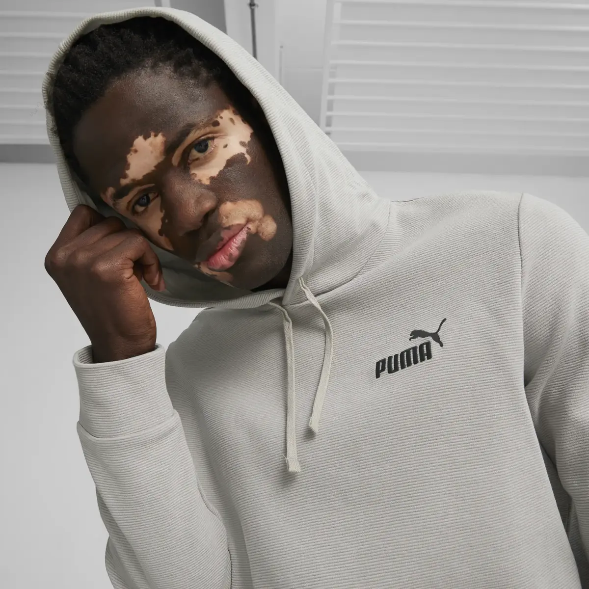 PUMA ESS ELEVATED Hoodie Gri Erkek Sweatshirt
