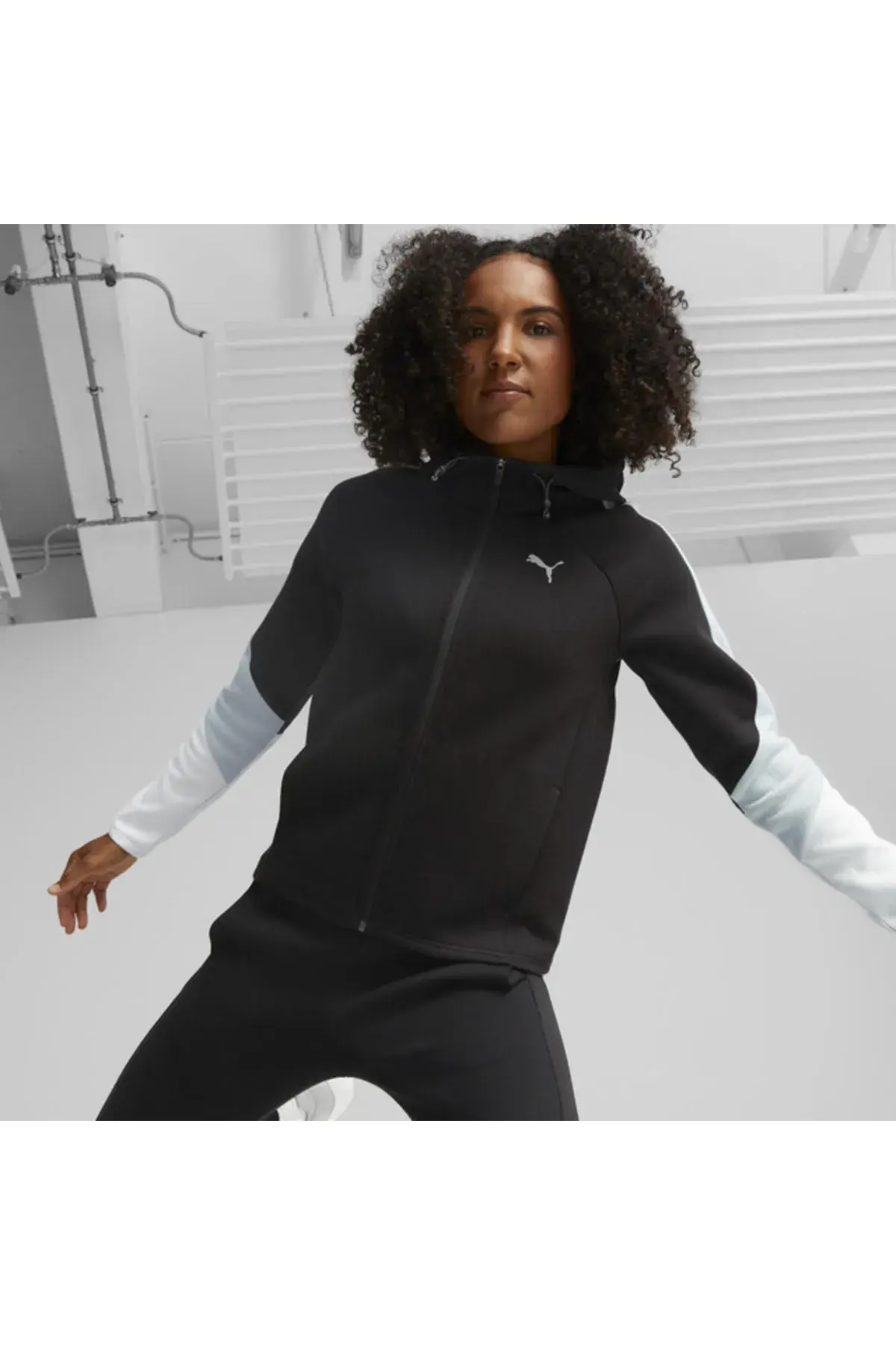 Puma Evostripe Full-Zip Hoodie Siyah Kadın Fermuarlı Hoodie