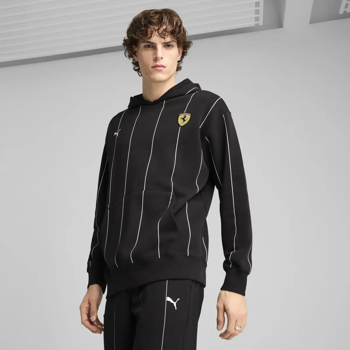 Puma Ferrari Race Premium Hoodie Siyah Erkek Sweatshirt