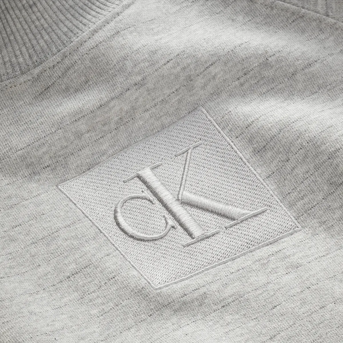 Calvin Klein FESTIVE GLITTER SWEA Kadın Gri Elbise