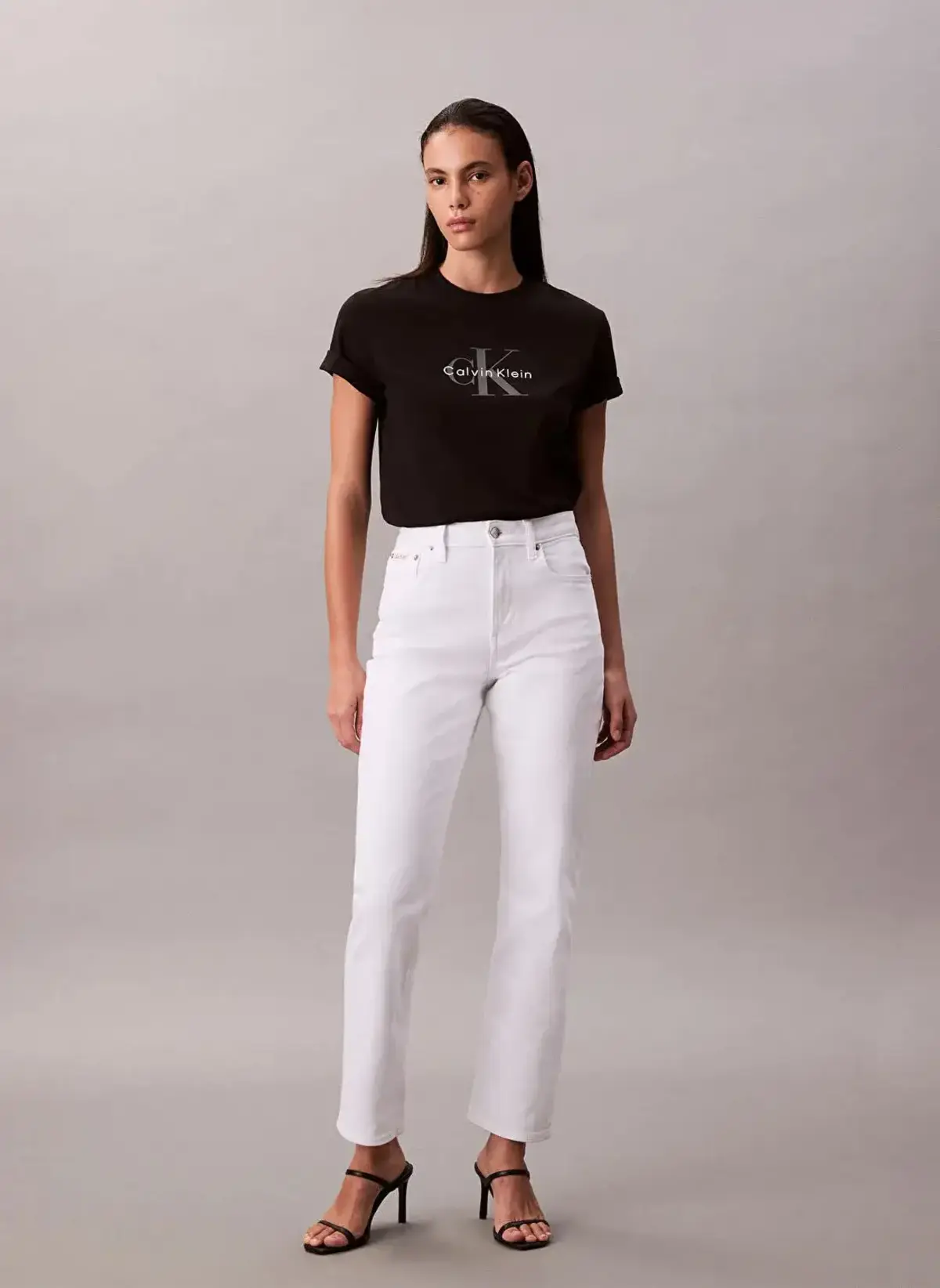 Calvin Klein HERO SS CLASSIC MONOLOGO CNECK T Siyah Kadın Tişört