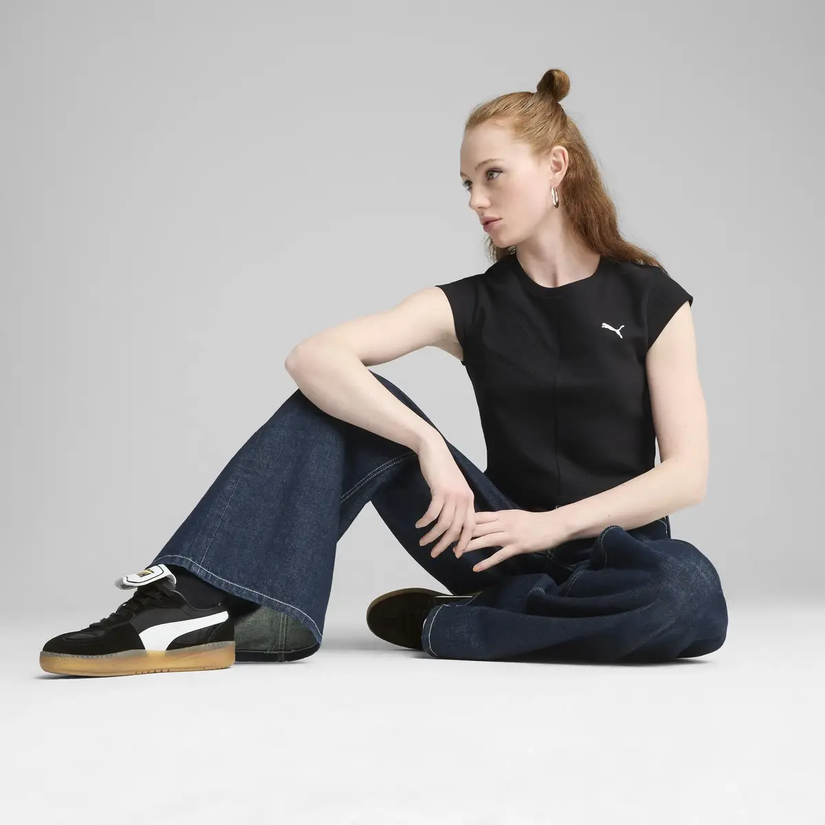 PUMA WARDROBE ESS Ribbed Baby Tee Siyah Kadın Crop