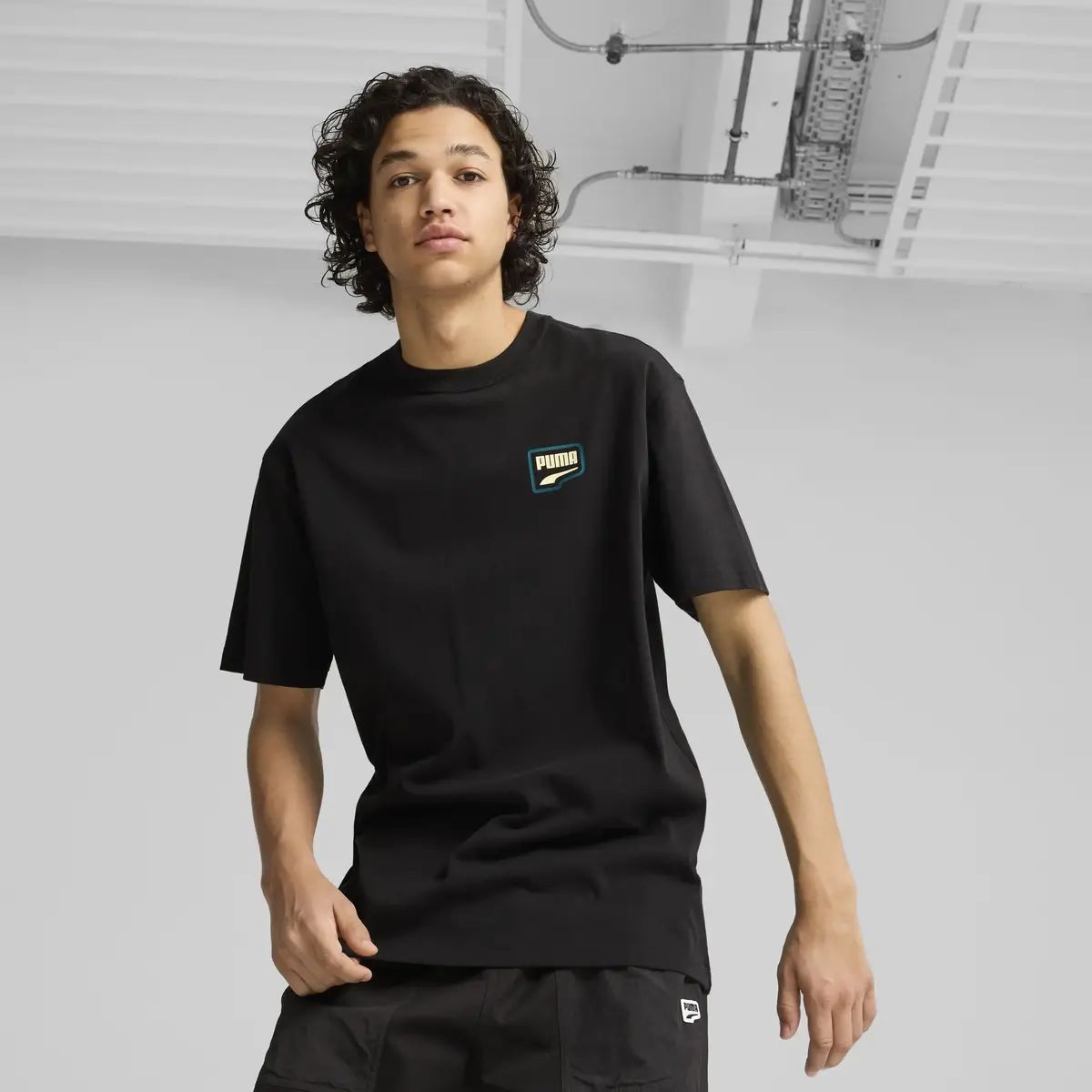 Puma DOWNTOWN Relaxed Graphic Tee Siyah Erkek T-Shirt