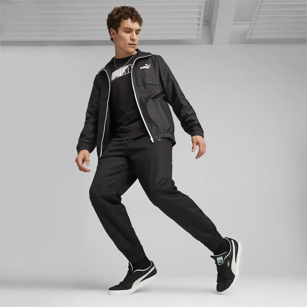 Puma ESS Solid Windbreaker Siyah Erkek Sweatshirt