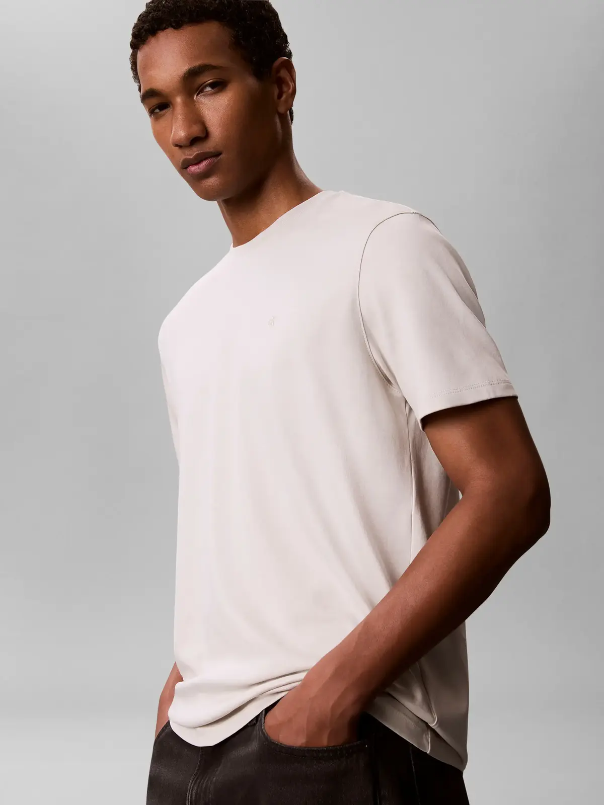 Calvin Klein SS SUPIMA CHEST EMB, PDJ Bej Erkek T-Shirt
