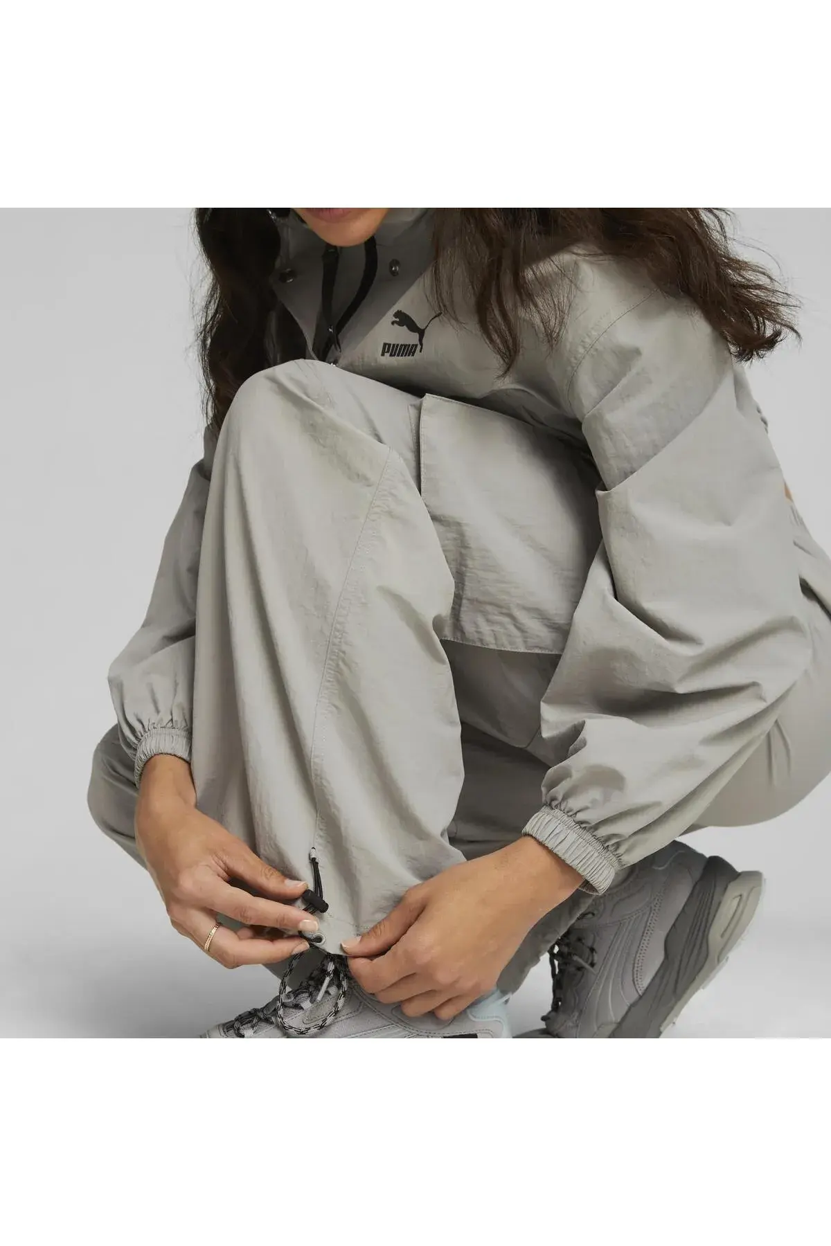 Puma DARE TO Relaxed Woven Pants Gri Kadın Eşofman Altı