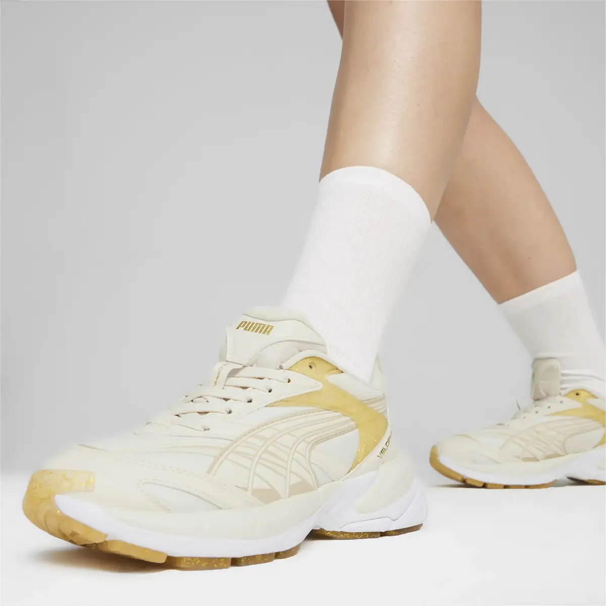 Puma Velophasis Jelly Glitter Wns Bej Kadın Günlük Spor Ayakkabı