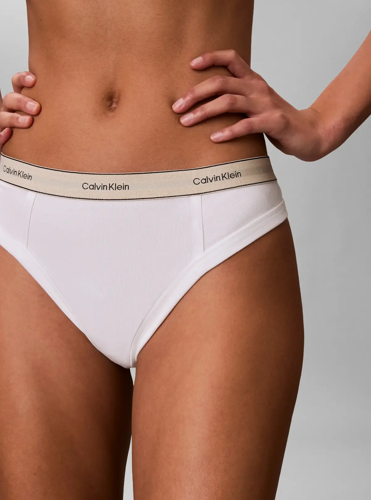 THONG, 100