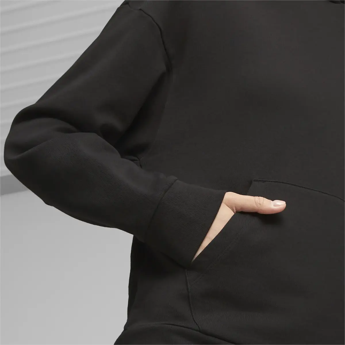 Puma BETTER ESSENTIALS Hoodie TR Siyah Kadın Hoodie