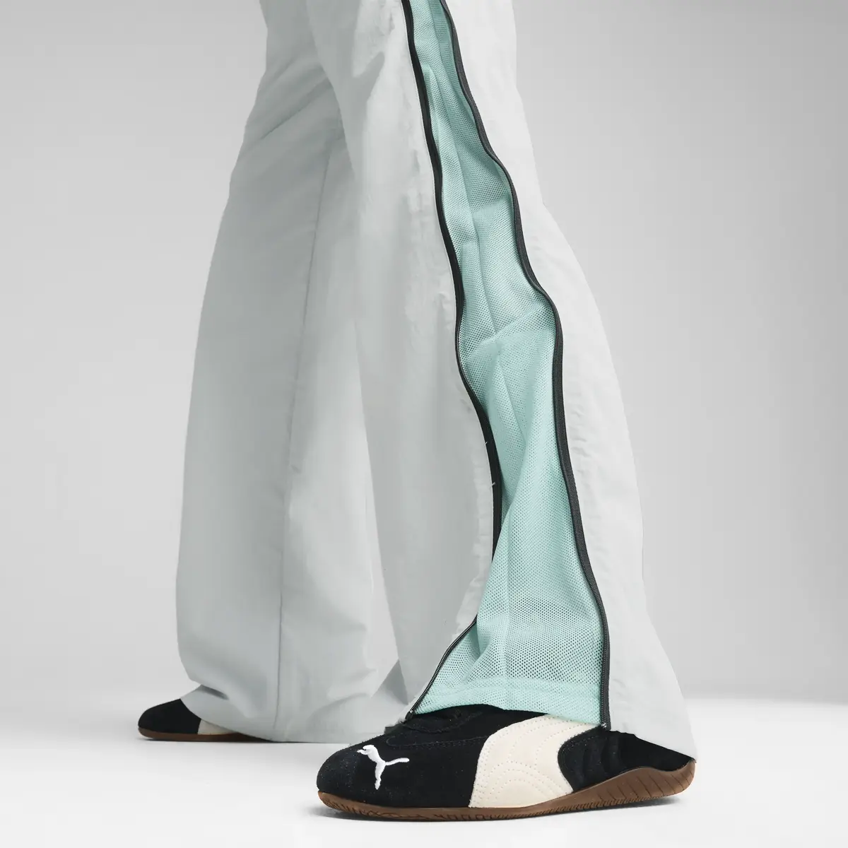 PUMA DARE TO Relaxed Pants Gri Kadın Eşofman Altı