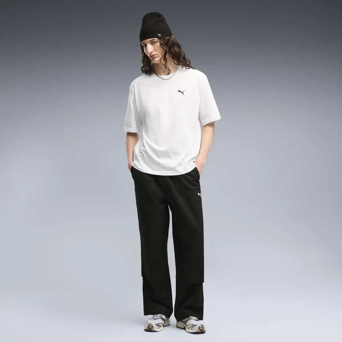 PUMA ESS Boxy Tee Beyaz Erkek T-Shirt