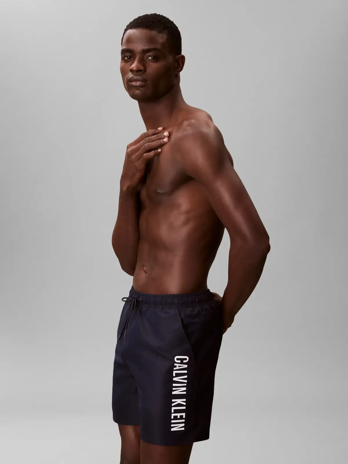Calvin Klein MEDIUM DRAWSTRING Siyah Erkek Orta Boy Deniz Şortu