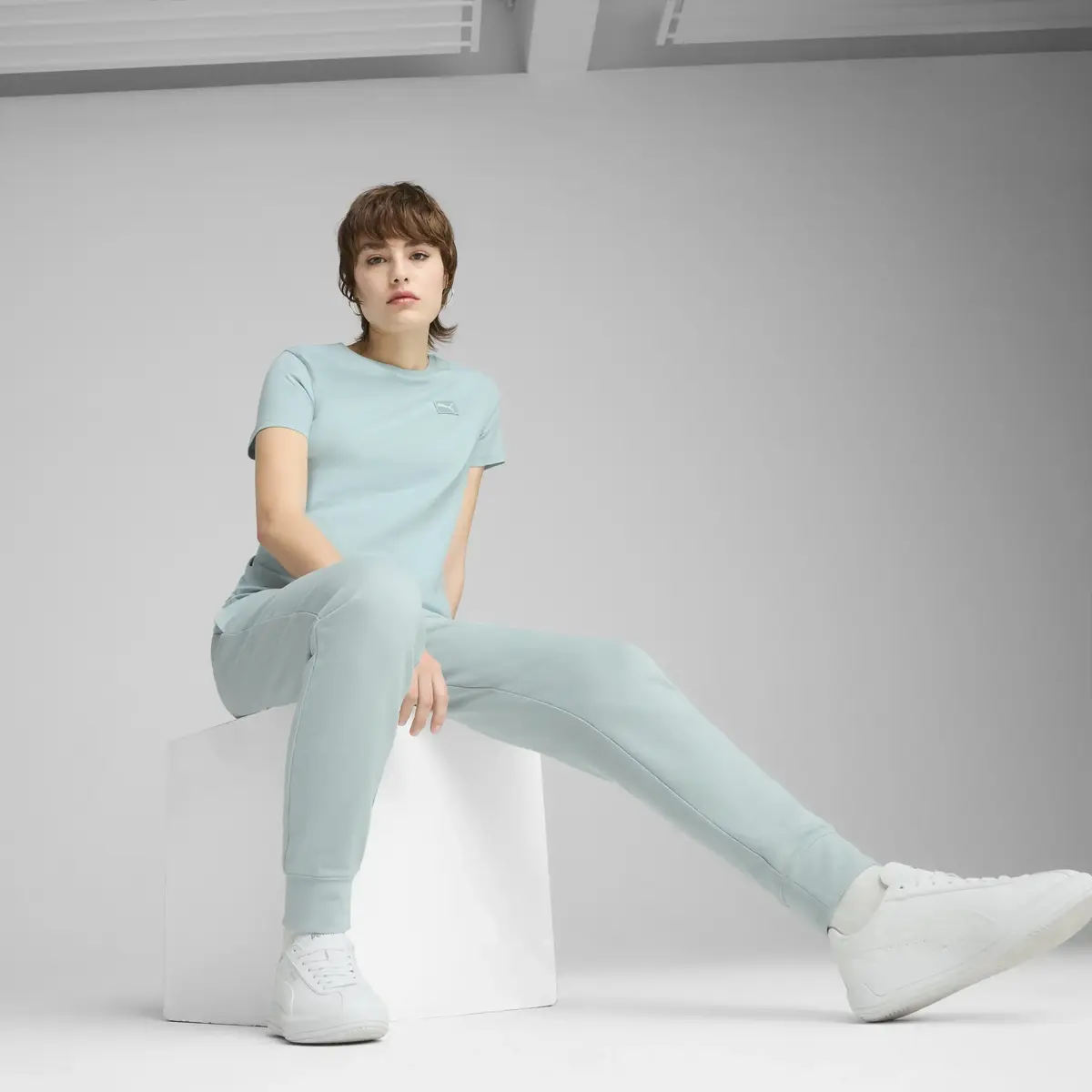 PUMA ESS ELEVATED Tee Yeşil Kadın T-Shirt
