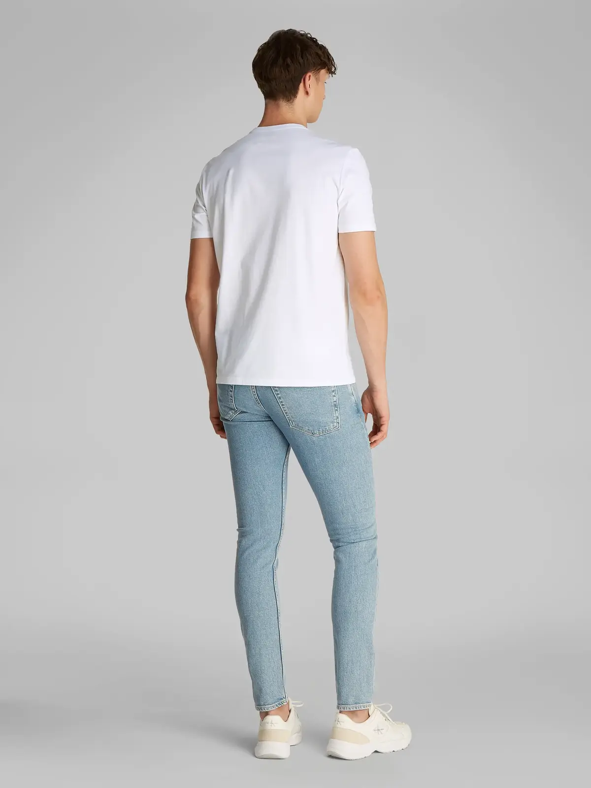 Calvin Klein SS HERO MONOLOGO TEE, YAA Beyaz Erkek T-Shirt & Polo