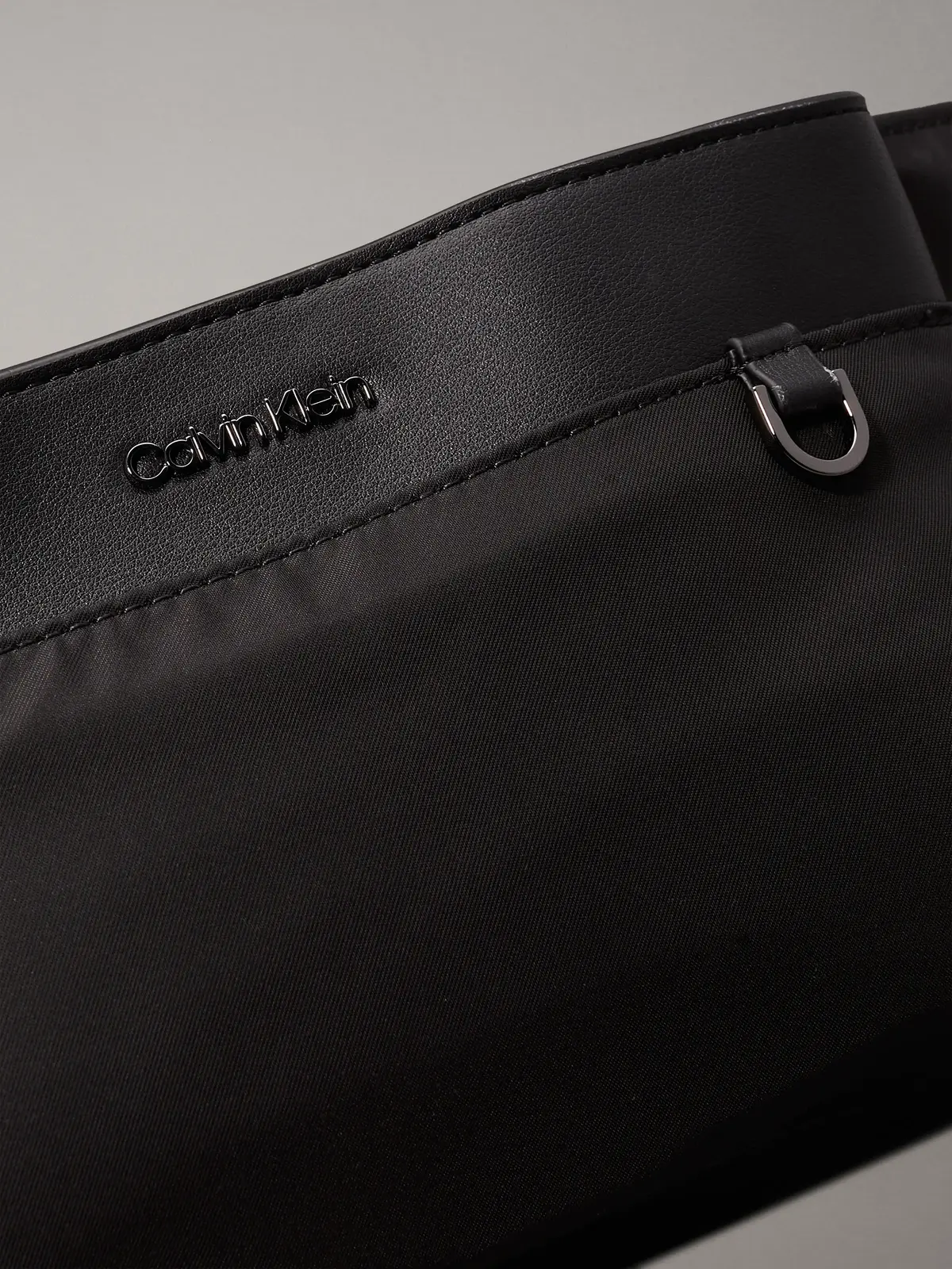 Calvin Klein CK EST. NYLON WAISTB Erkek Siyah Bel Çanta