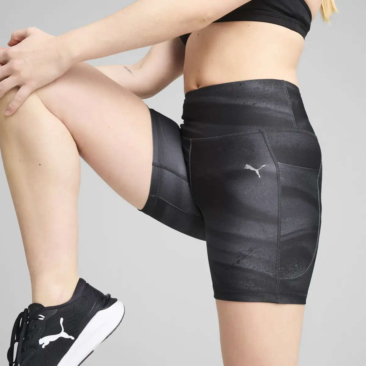 Puma W RUN VLCTY 5" AOP SHRT TGHT Siyah Kadın Tayt