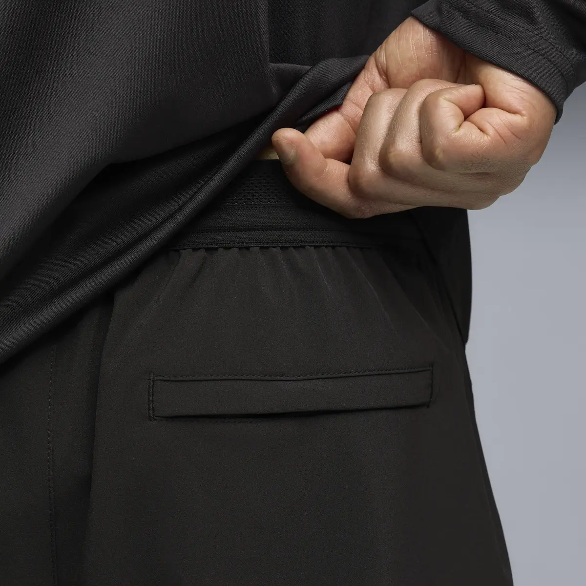 Puma M TECH TRAIN 7" STCH WVN SHT Siyah Erkek Şort