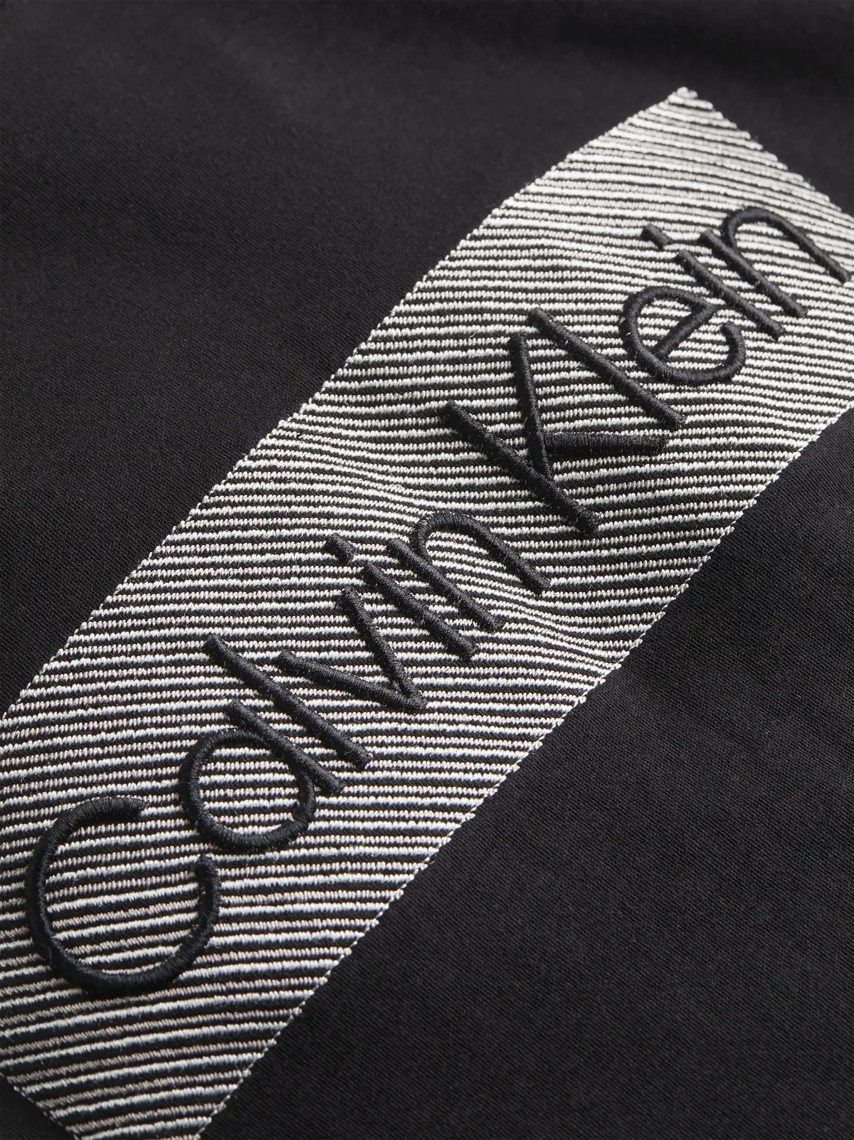 Calvin Klein TEXTURED EMBROIDERY, BEH Siyah Erkek T-Shirt & Polo