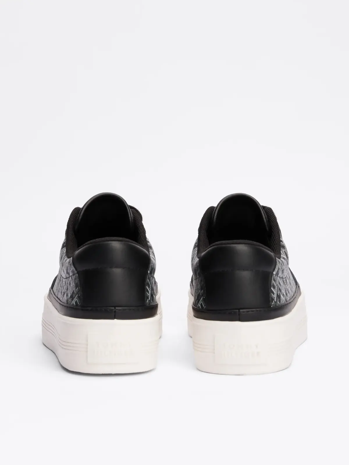 Tommy Hilfiger VULC LEATHER SNEAKER, BDS Siyah Kadın Spor Ayakkabı & Sneaker