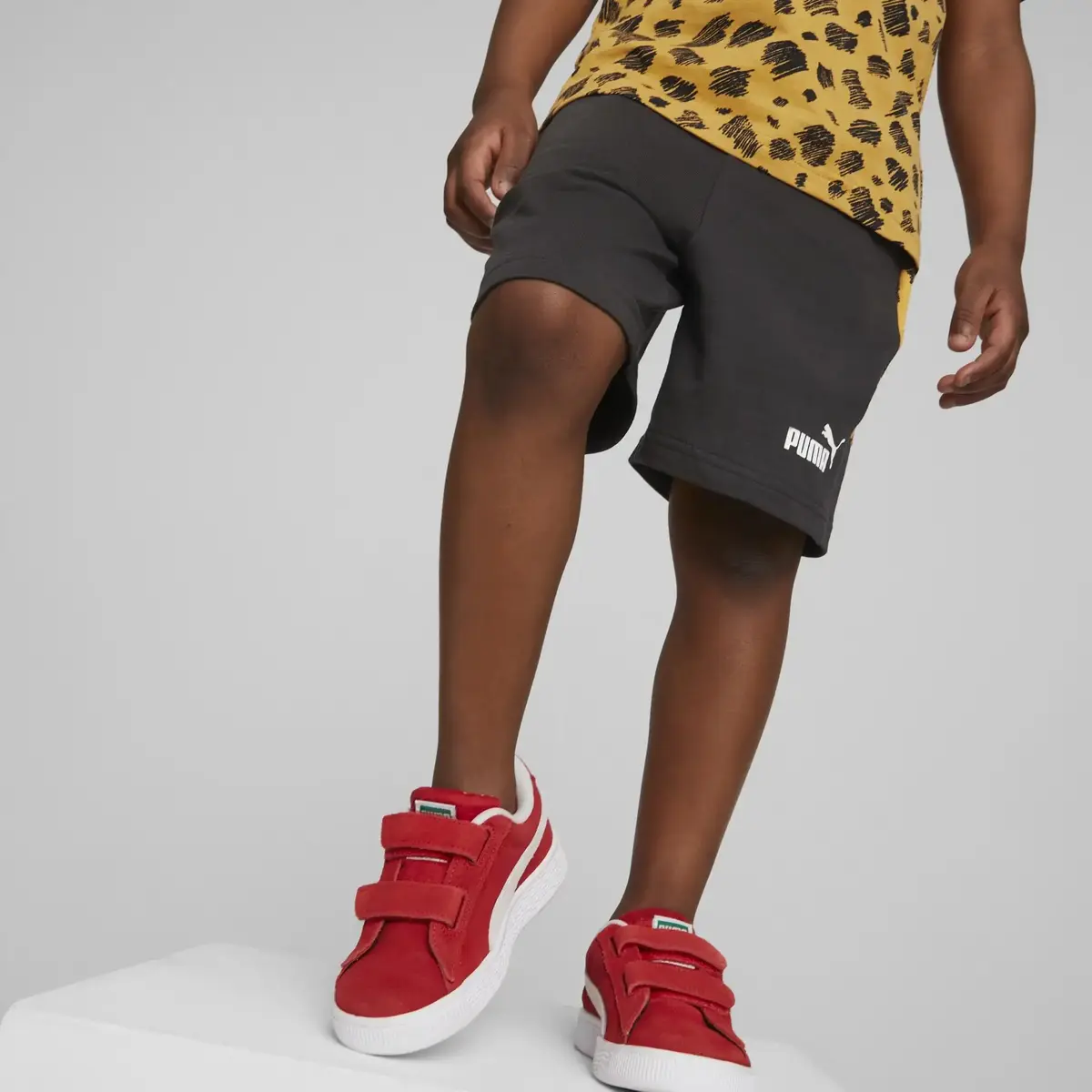 ESS+ PUMA MATES Shorts TR PUMA Black Siyah Erkek Çocuk Şort