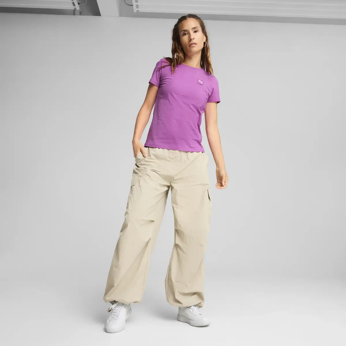 Puma ESS ELEVATED Tee Pembe Kadın T-Shirt & Polo