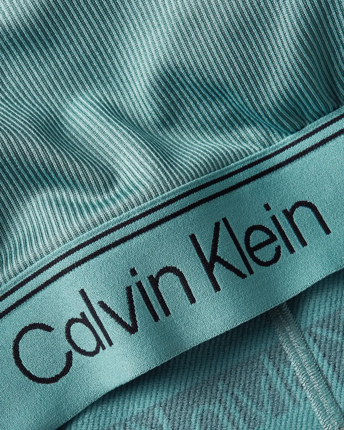 Calvin Klein HYBRID - Medium Supp Kadın Yeşil Spor Sütyeni