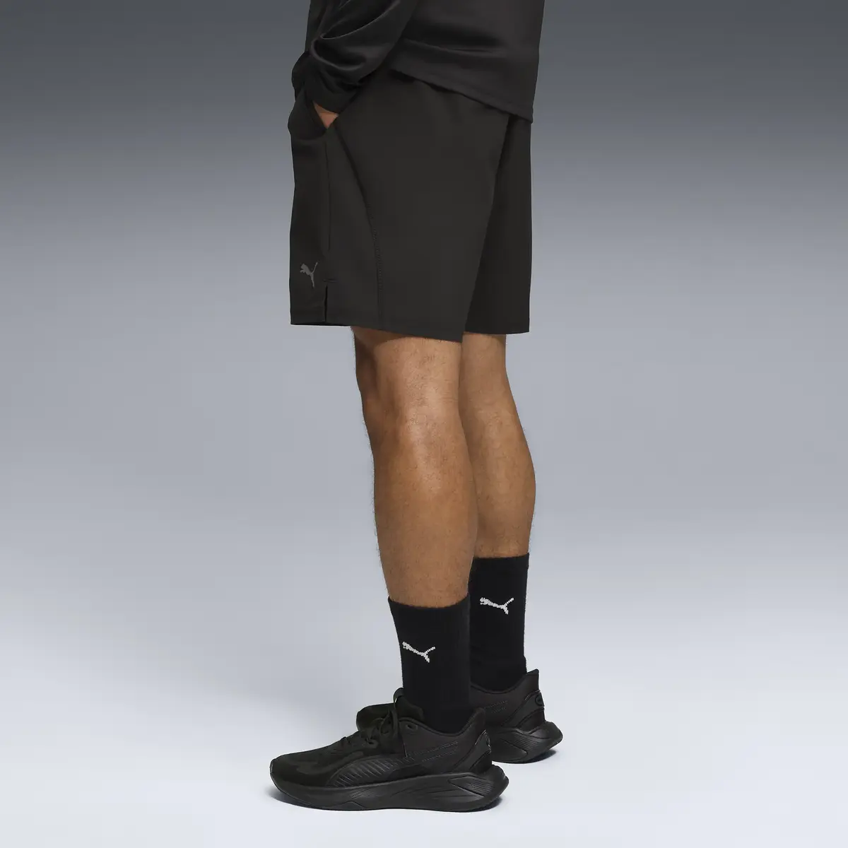 Puma M TECH TRAIN 7" STCH WVN SHT Siyah Erkek Şort