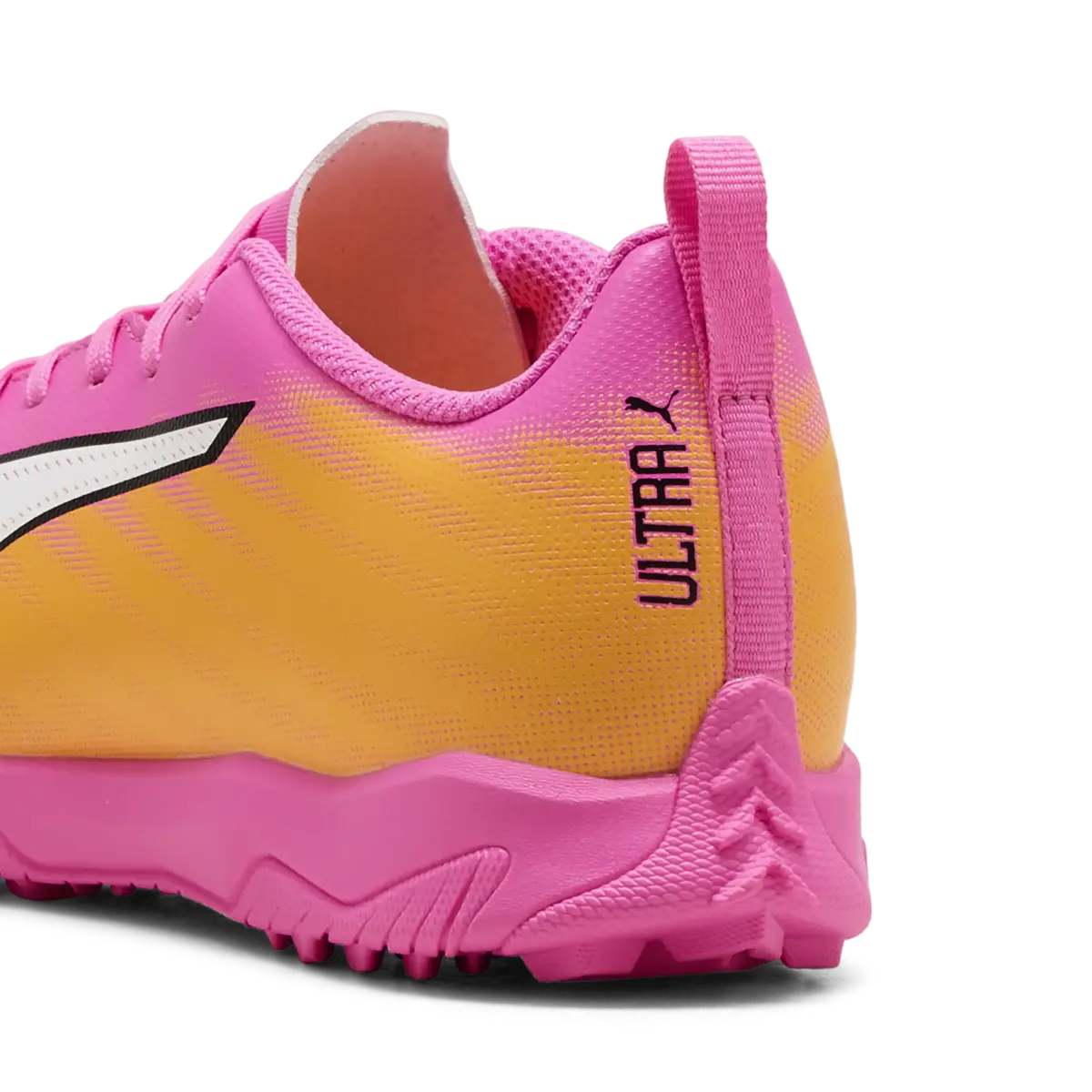 PUMA ULTRA 6 PLAY TT Jr Pembe Erkek Çocuk Krampon